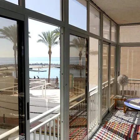 Διαμέρισμα St Sea Views Τορεβιέχα